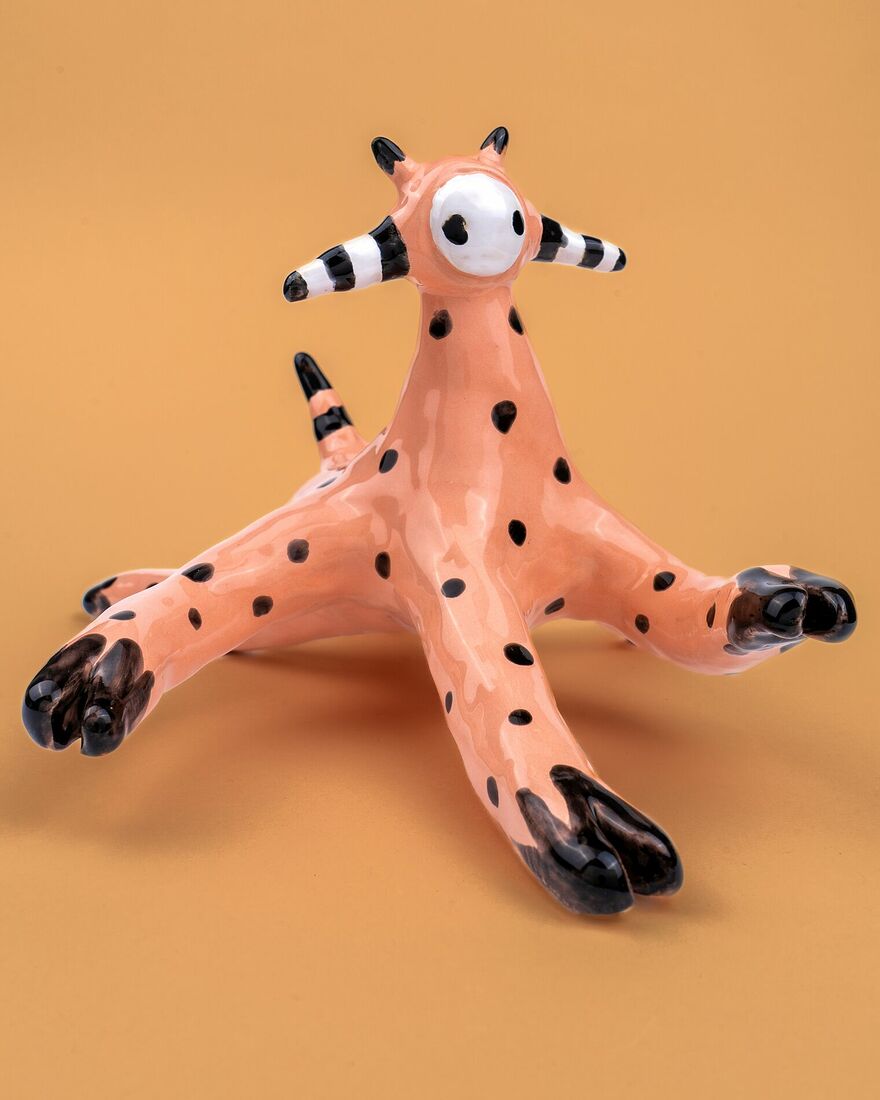 clay, glaze   14,5*24,5*25,5 cm  2023  Sale